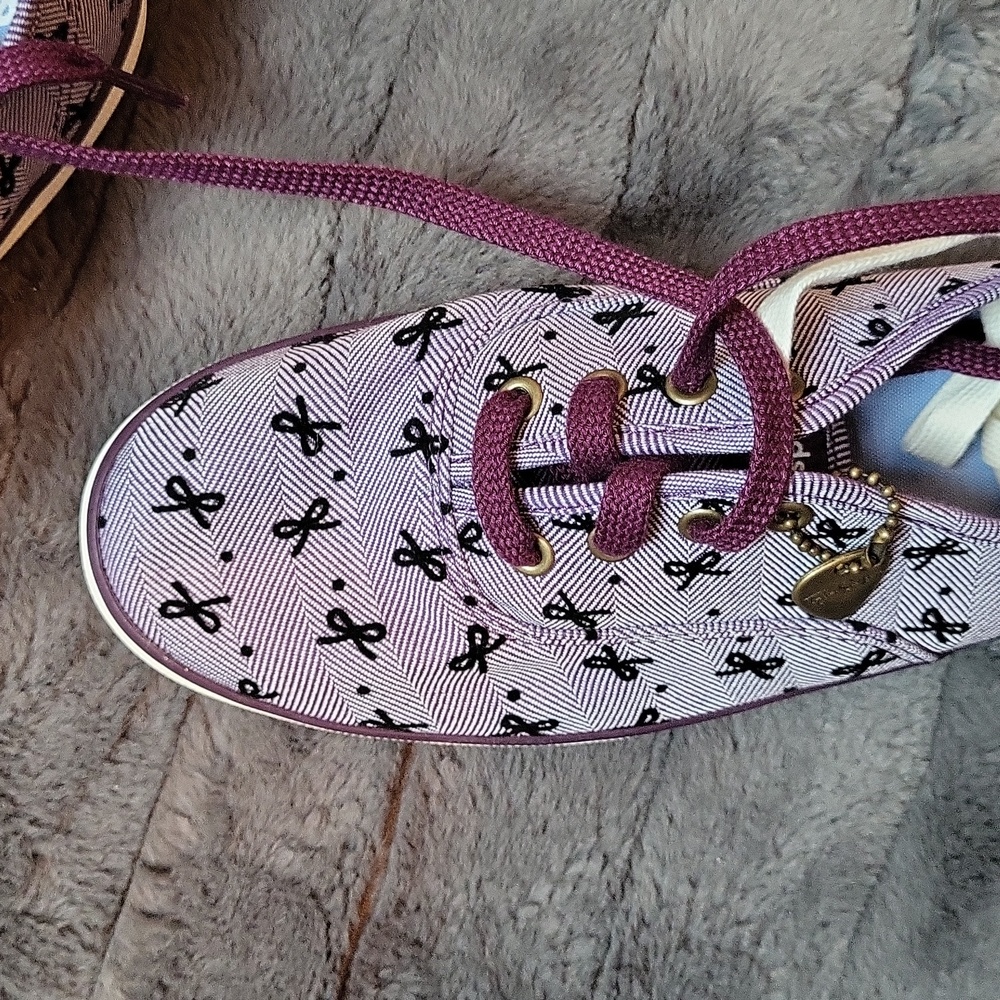 NWT! RARE! Taylor Swift In Collaboration with Keds Purple Bow Print Keds! Size 8 - Picture 6 of 11